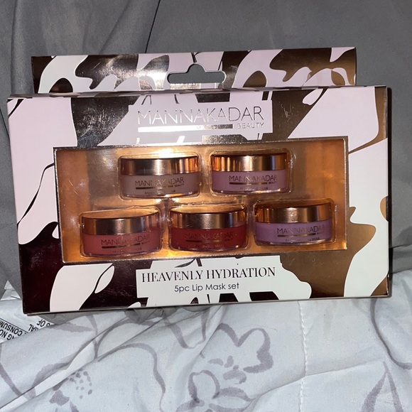 Manna Kadar Makeup Nwt Manna Kadar Beauty Heavenly Hydration 5pc